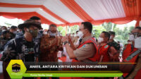 Anies Antara Kritikan dan Dukungan