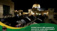 Salat Berjamaah di Masjid Al-Aqsa