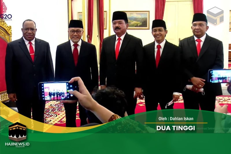 Dua Tinggi