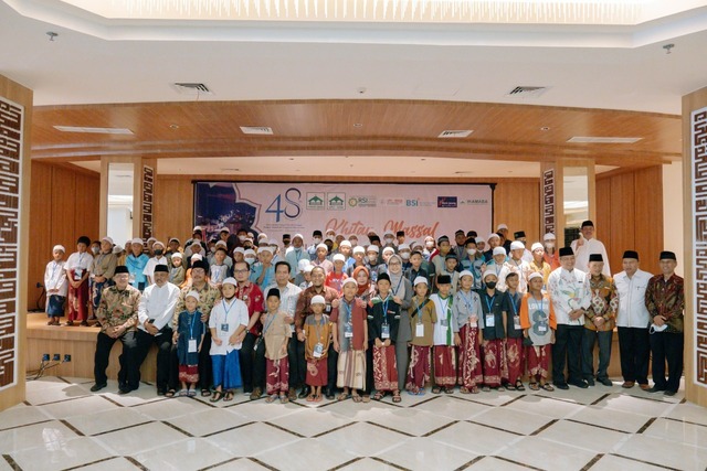 Masjid Raya Baiturrahman Peringati HUT Ke-48