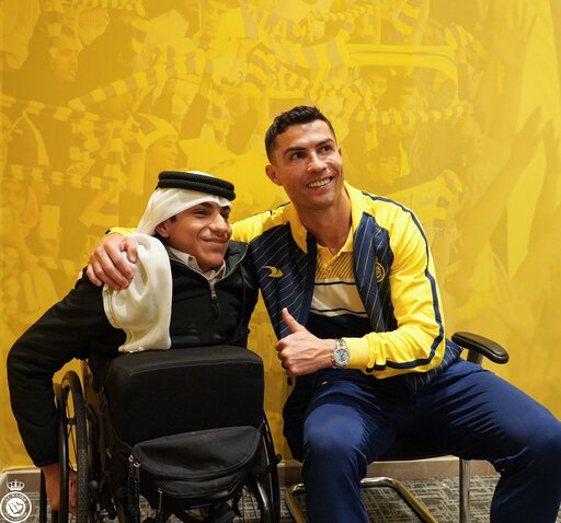 Cristiano Ronaldo Bertemu Ghanim Al-Muftah