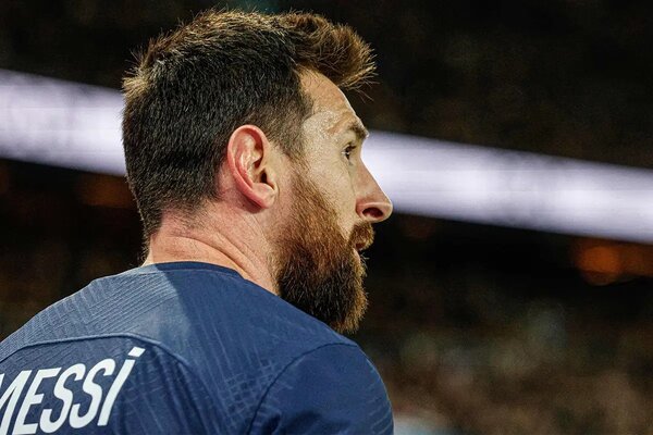 Dua Klub Arab Saudi Perebutkan Lionel Messi