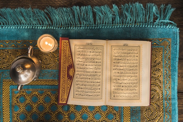 Al Quran yang Sekarang ini Bukan ditulis oleh Nabi Muhammad SAW