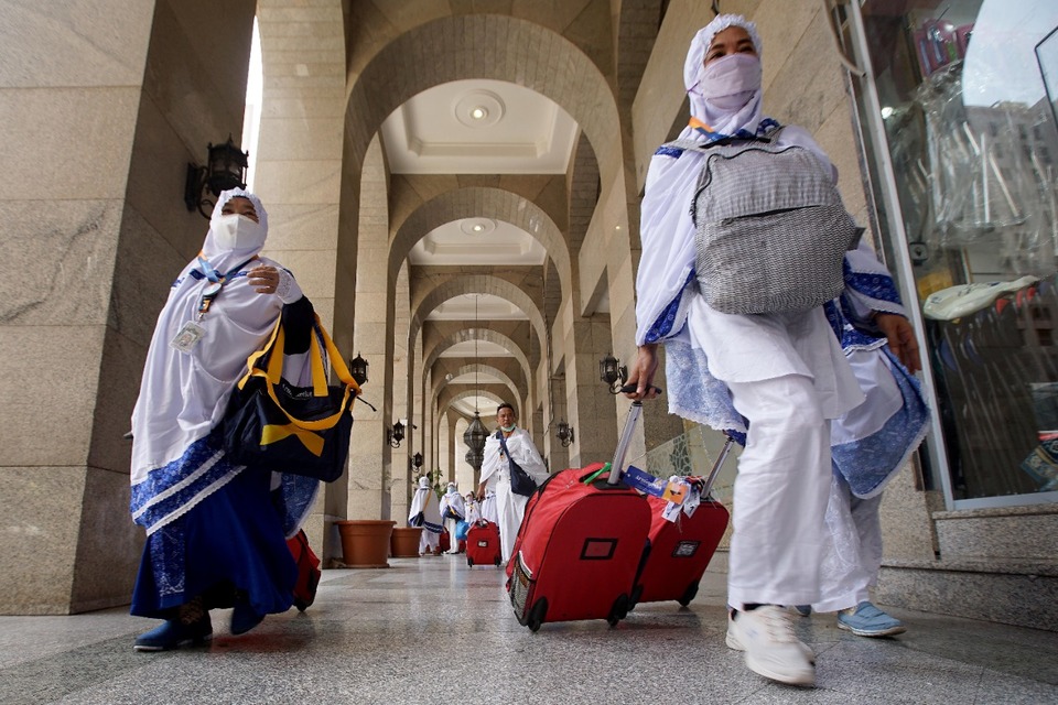 Jemaah Haji Reguler Memilih Tarik Dana dan Beralih ke Haji Khusus