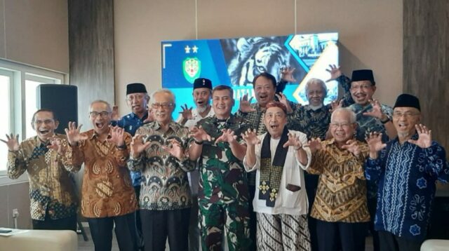 Tokoh Jawa Barat Silaturahmi Dengan Pangdam III Siliwangi