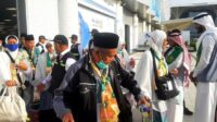 Jemaah Haji Menerima Biaya Hidup Rp 3 Juta