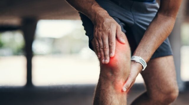 Nyeri Lutut Bisa Mengakibatkan Kelumpuhan