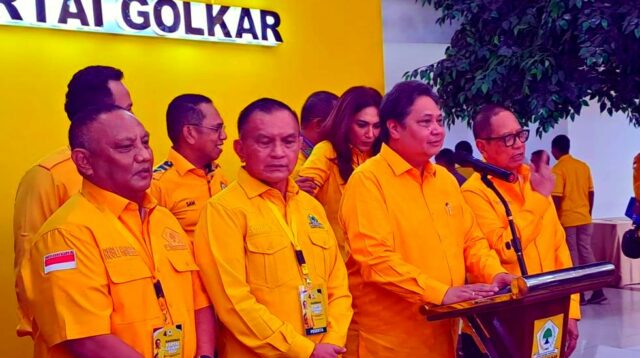 Golkar Mau Diambil Paksa