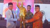 Batalkan Berhala Patung Soekarno