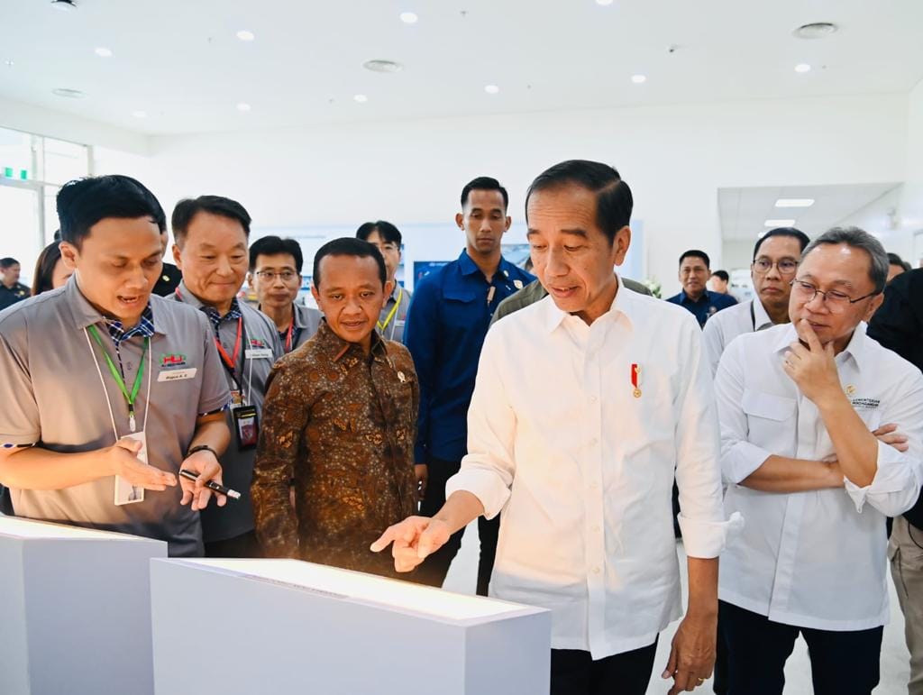 Jokowi Didesak Mencabut Proyek Rempang Eco City