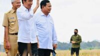 Ganjar Atau Prabowo