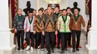 Tuan Jokowi Yang Maha Kuasa