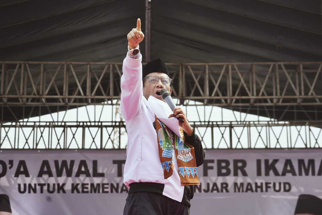 Hak Rakyat Untuk Makzulkan Jokowi