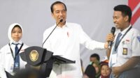 Jokowi Menunggu Turbulensi