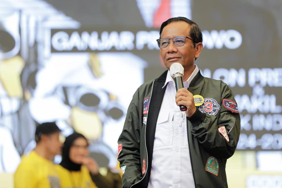 Mahfud MD Mengkritik Keras Jokowi