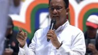 Anies Membangkitkan Semangat Pendukungnya