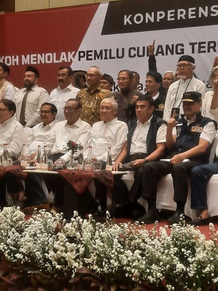 Dukung Hak Angket Dan Makzulkan Jokowi