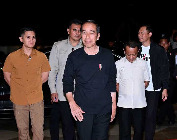 Utak-atik Politik ala Jokowi