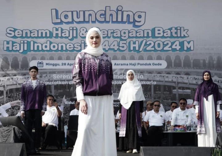 Busana Batik Terbaru Untuk Jemaah Haji