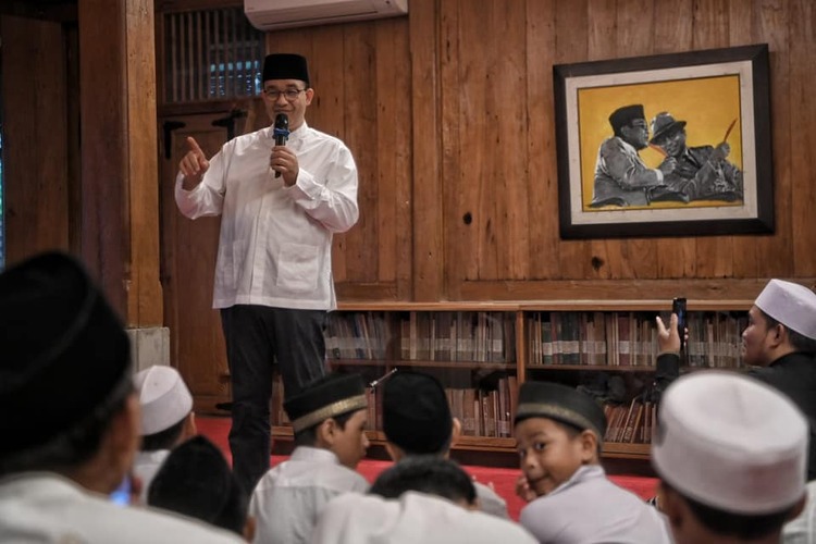 Megawati Berikan Sinyal Dukungan Kepada Anies Baswedan