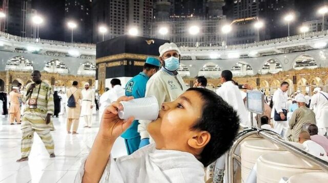 Doa Saat Minum Air Zamzam