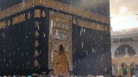 Haji Dilaksanakan Pada Musim Semi dan Musim Dingin