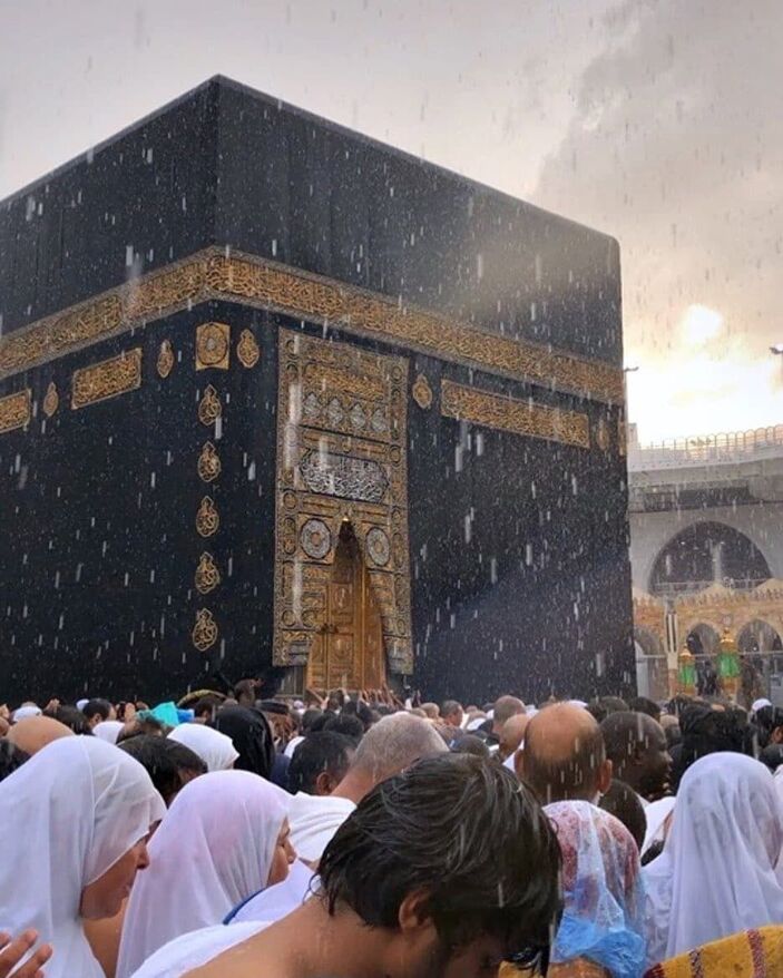 Haji Dilaksanakan Pada Musim Semi dan Musim Dingin