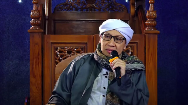 Buya Yahya Mengingatkan Keutamaan Puasa Arafah