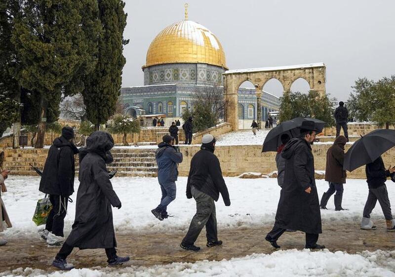 Pemukim Ilegal Menyerang Masjid Al Aqsa